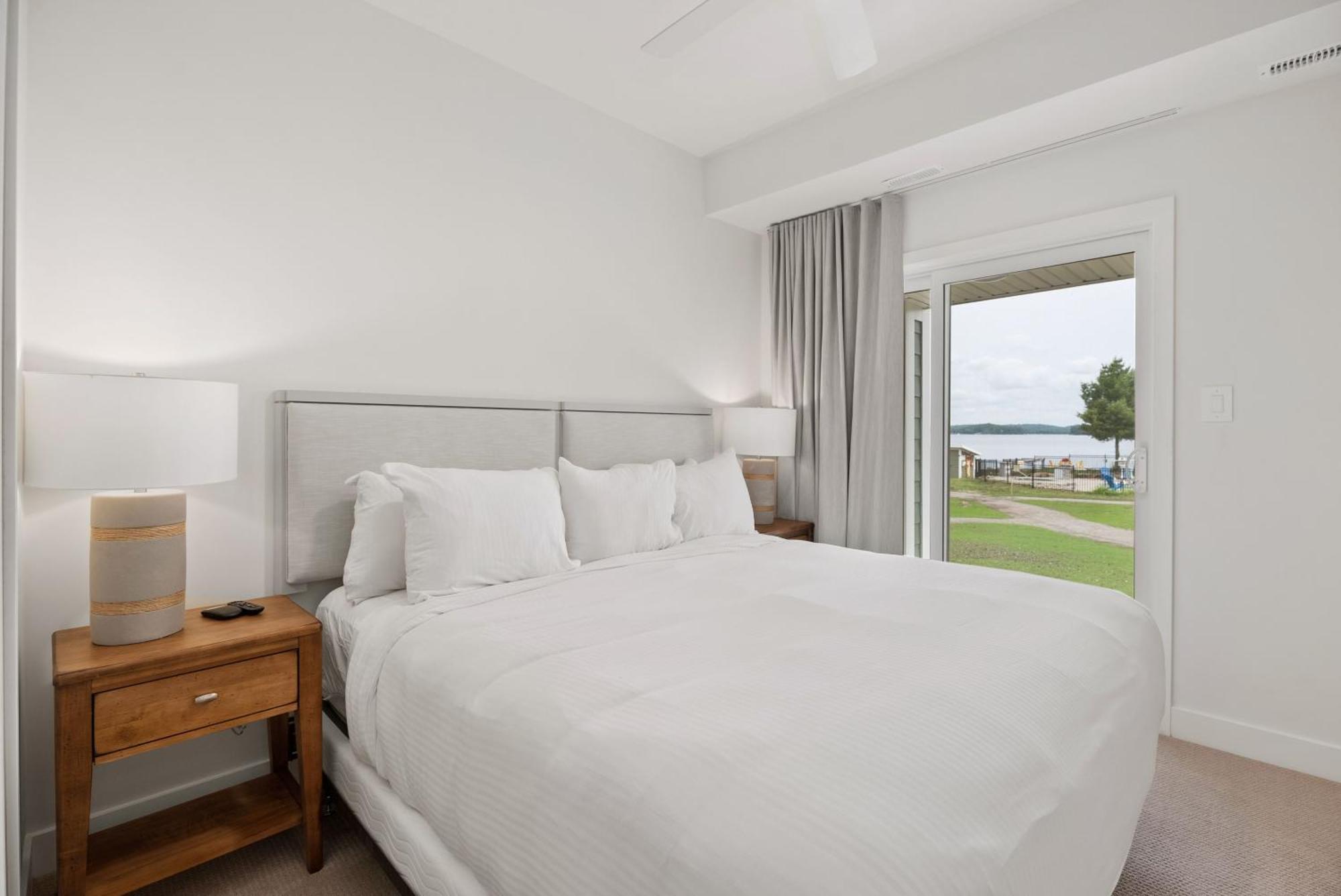 Touchstone Resort Bracebridge Exteriör bild